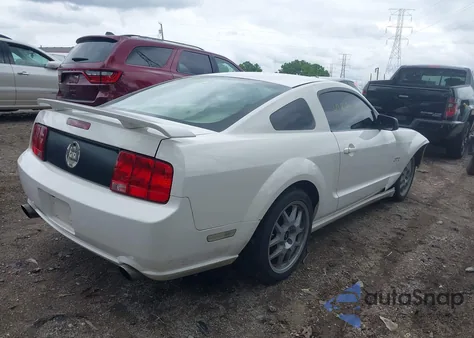2007 Ford Mustang Gt Deluxe/Gt Premium из США, поврежденный, VIN 1ZVFT82HX75304787